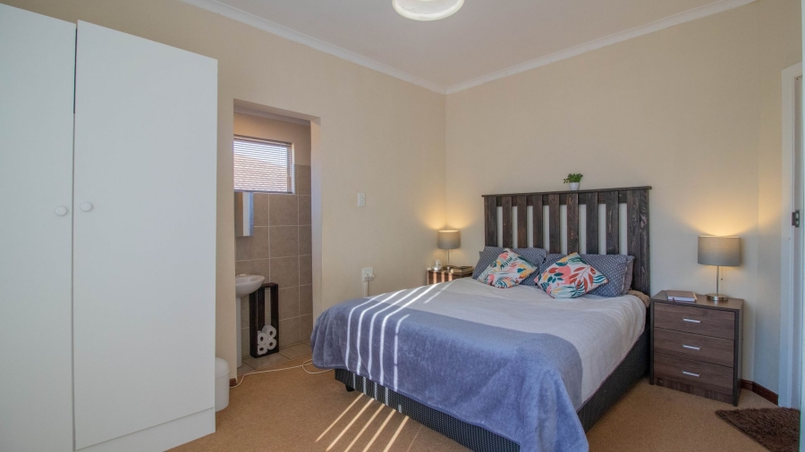 2 Bedroom Property for Sale in Gonubie Eastern Cape